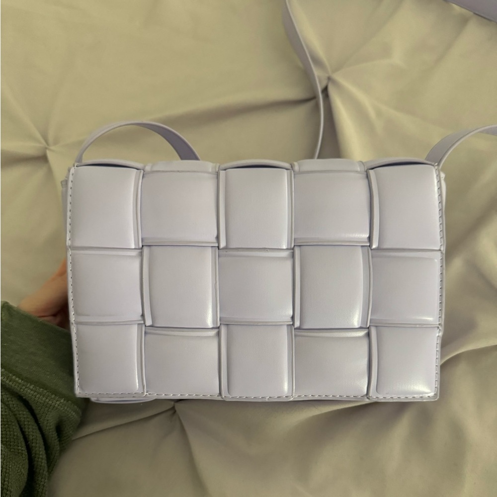 Lilac Woven Padded Bag